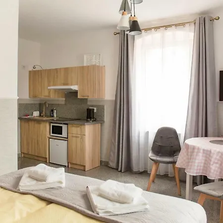 Apartment Pod Jedynka - Sikorskiego 3/1