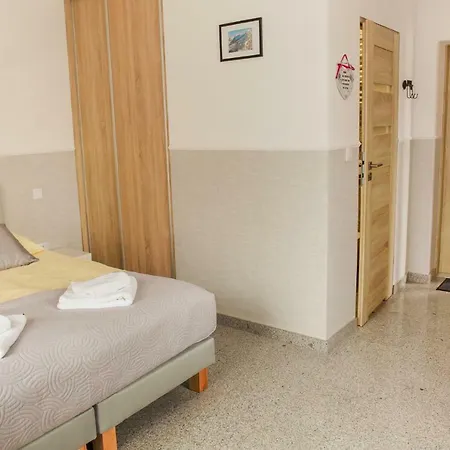 Apartment Pod Jedynka - Sikorskiego 3/1