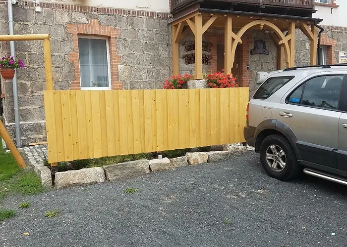 Pod Jedynka - Sikorskiego 3/1 *